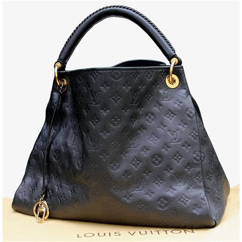 replica louis vuitton artsy mm hardware replacement|louis vuitton stitches.